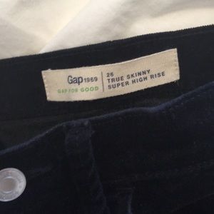 Gap velvet feel skinny jeans